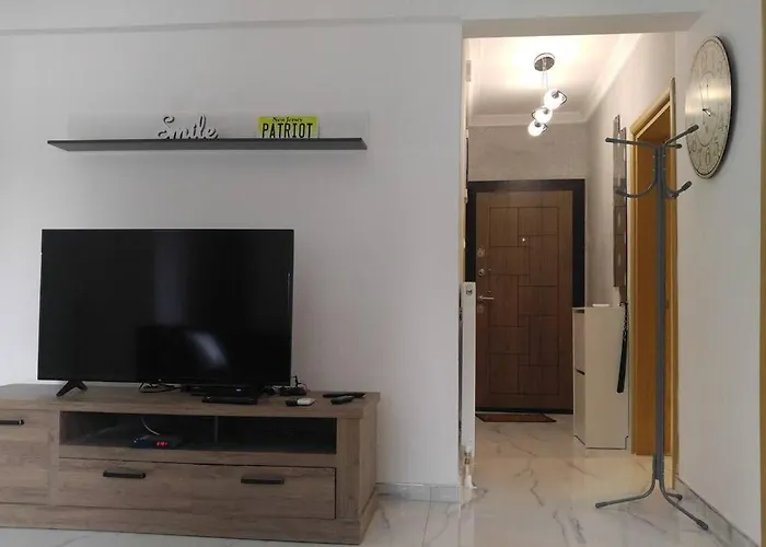 شقة 100sqm2bedrooms Free Parking Airport 10min *