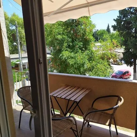 100sqm2bedrooms Free Parking Airport 10min * סלוניקי