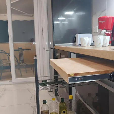 100sqm2bedrooms Free Parking Airport 10min Thessalonique